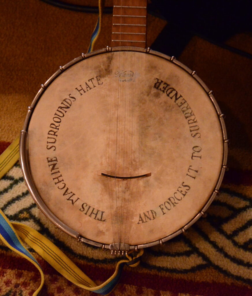 music store banjo